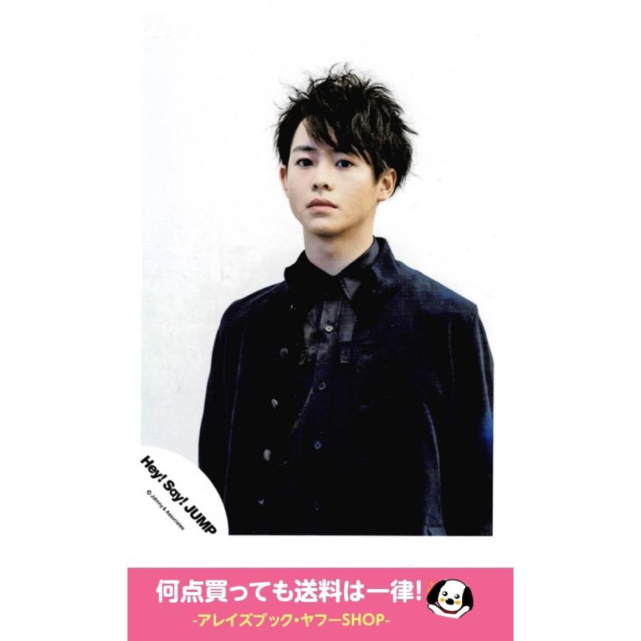 有岡大貴 Hey Say Jump 公式生写真 Give Me Love Pv ジャケ写オフショット 衣装紺 カメラ目線 口閉じ 背景グレー Z アレイズブック ヤフーshop 通販 Yahoo ショッピング