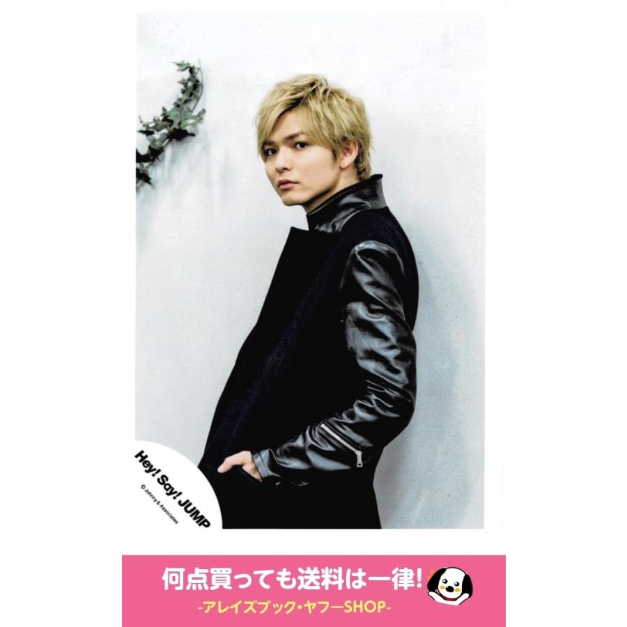 薮宏太 Hey Say Jump 公式生写真 Give Me Love ギブ ミー ラブ オフショット 衣装紺 黒 背景グレー 目線左方向 Z アレイズブック ヤフーshop 通販 Yahoo ショッピング