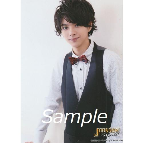 佐藤勝利 Sexy Zone 公式生写真 ジャニーズワールド 15 16 カメラ目線 口閉じ Z 2486 アレイズブック ヤフーshop 通販 Yahoo ショッピング