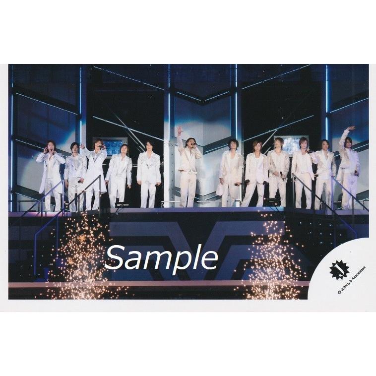 Kis My Ft2 キスマイ A B C Z 公式生写真 Jロゴ 衣装白 マイク持ち Z 2684 アレイズブック ヤフーshop 通販 Yahoo ショッピング