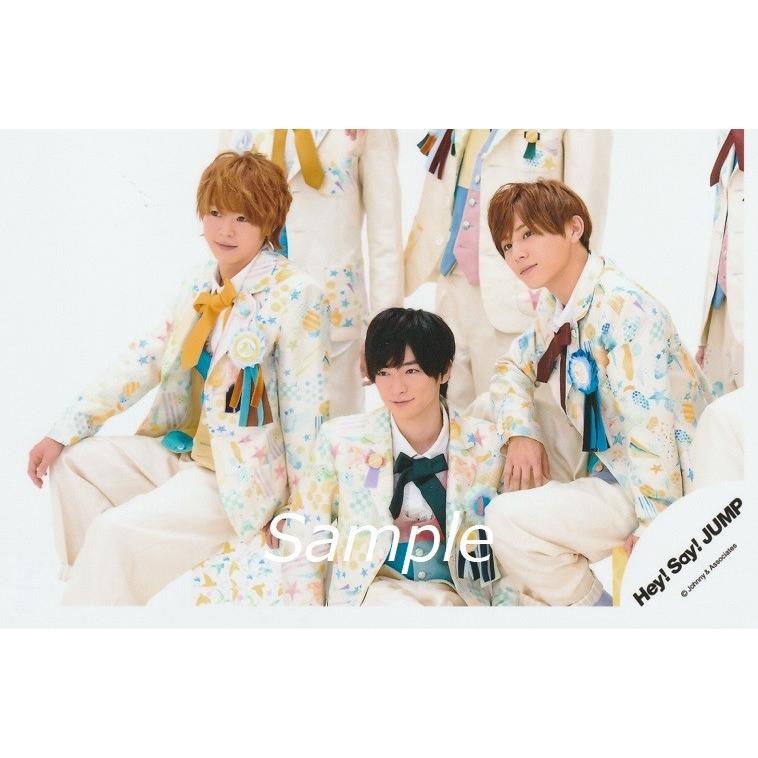 山田涼介 知念侑李 有岡大貴 Hey Say Jump 公式生写真 キミアトラクション 目線若干左方向 背景白 Z 3660 アレイズブック ヤフーshop 通販 Yahoo ショッピング