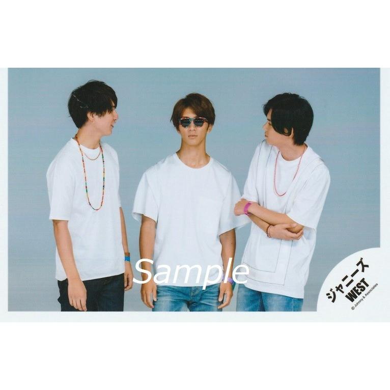 藤井流星 小瀧望 濱田崇裕 ジャニーズwest 公式生写真 Westival 衣装白 背景グレー 真ん中濱田 Z 4098 アレイズブック ヤフーshop 通販 Yahoo ショッピング