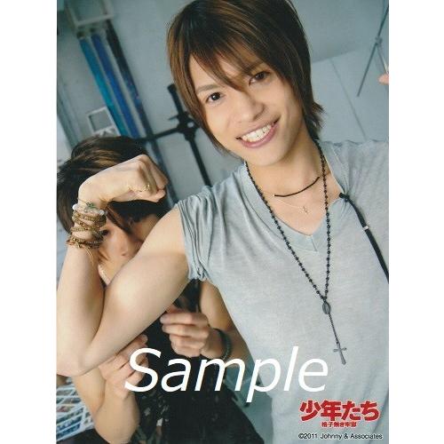 中間淳太(ジャニーズWEST) 公式生写真 少年たち 格子無き牢獄 2011・衣装グレー・カメラ目線 :z-4367:アレイズブック・ヤフーSHOP  - 通販 - Yahoo!ショッピング