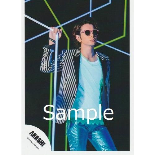 松本潤 嵐 公式生写真 The Digitalian 衣装黒 白 水色 サングラス 口閉じ Z 4593 アレイズブック ヤフーshop 通販 Yahoo ショッピング