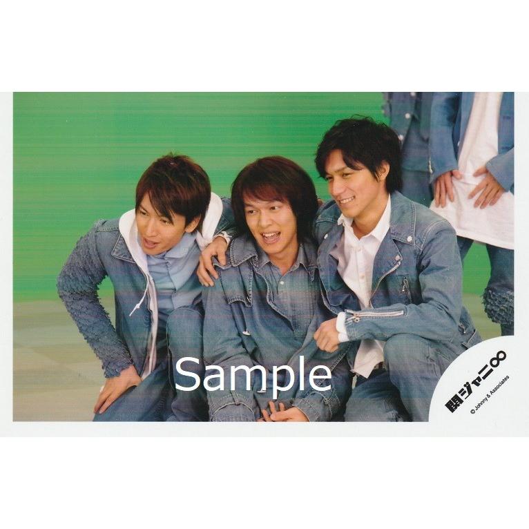 大倉忠義 丸山隆平 錦戸亮 関ジャニ 公式生写真 T W L 衣装グレー 目線左 背景緑 Z 5352 アレイズブック ヤフーshop 通販 Yahoo ショッピング