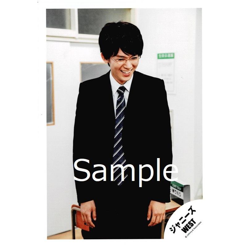小瀧望 ジャニーズwest 公式生写真 Westv ウェスティービー 衣装黒 白 青ネクタイ 眼鏡 歯見せ Z 5769 アレイズブック ヤフーshop 通販 Yahoo ショッピング