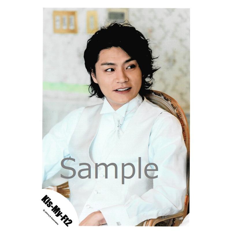 横尾渉 Kis My Ft2 キスマイ 公式生写真 君のいる世界 衣装白 目線右 Z 6500 アレイズブック ヤフーshop 通販 Yahoo ショッピング