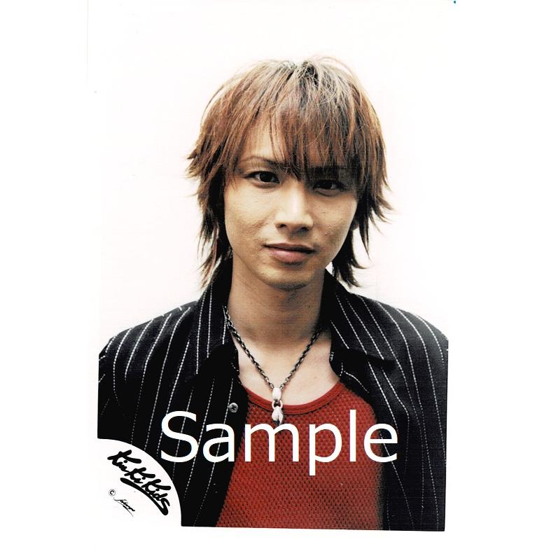 堂本光一 Kinki Kids 公式生写真 衣装黒 白 赤 背景白 カメラ目線 口閉じ ネックレス Z 8067 アレイズブック ヤフーshop 通販 Yahoo ショッピング
