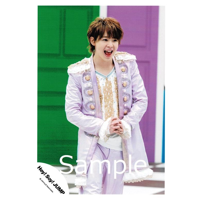 有岡大貴 Hey Say Jump 公式生写真 Chau 衣装紫 白 金 口開け 目線若干右方向 Z 8128 アレイズブック ヤフーshop 通販 Yahoo ショッピング