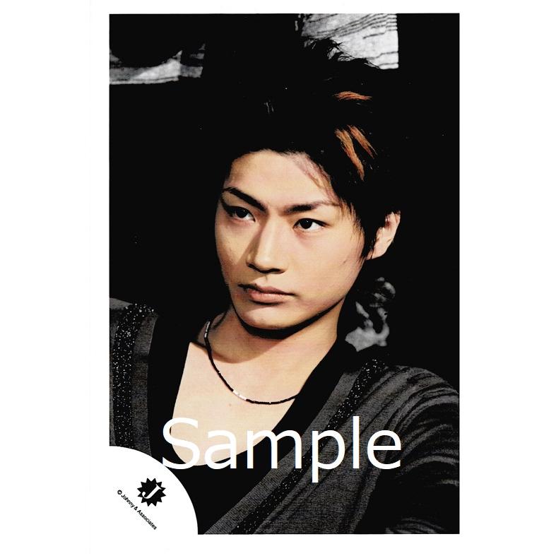 横尾渉 Kis My Ft2 キスマイ 公式生写真 Jロゴ 衣装グレー 黒 目線左 口閉じ Z 9024 アレイズブック ヤフーshop 通販 Yahoo ショッピング