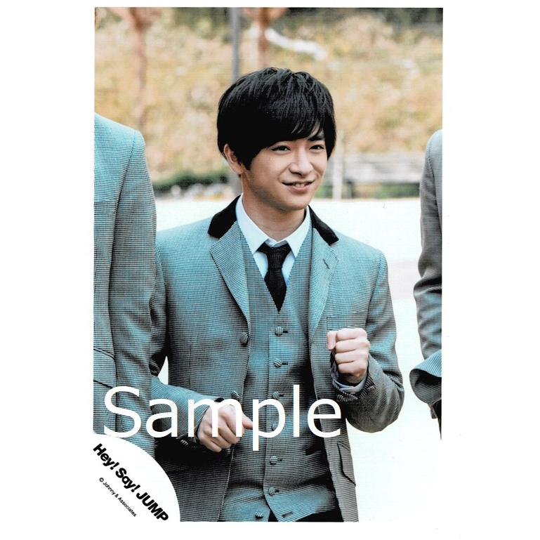 知念侑李 Hey Say Jump 公式生写真 Funky Time 衣装グレー 白 黒 両手グー 目線若干右 Z 9519 アレイズブック ヤフーshop 通販 Yahoo ショッピング