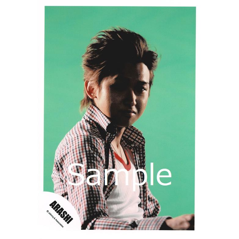 大野智 嵐 公式生写真 Dream A Live 衣装赤 青 白 背景黄緑 口閉じ Z 9603 アレイズブック ヤフーshop 通販 Yahoo ショッピング