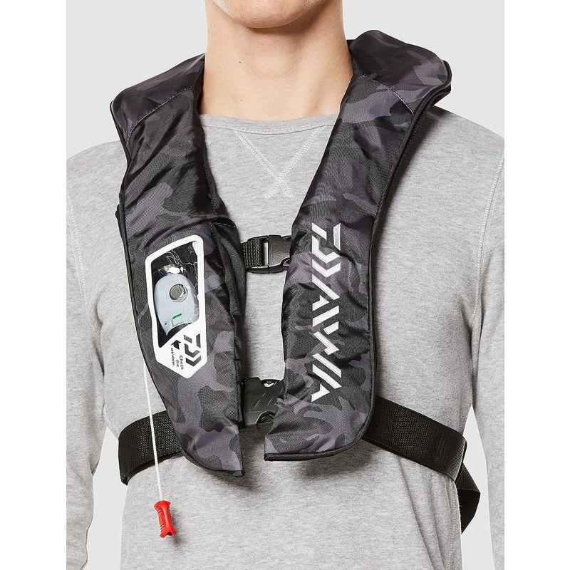 ダイワ(DAIWA) Wライフジャケット(肩掛自動 手動) F DF-2021 ブラックカモ ブラックカモ ダイワ DAIWA Wライフジャケット 肩掛自動 手動 DF サイズ
