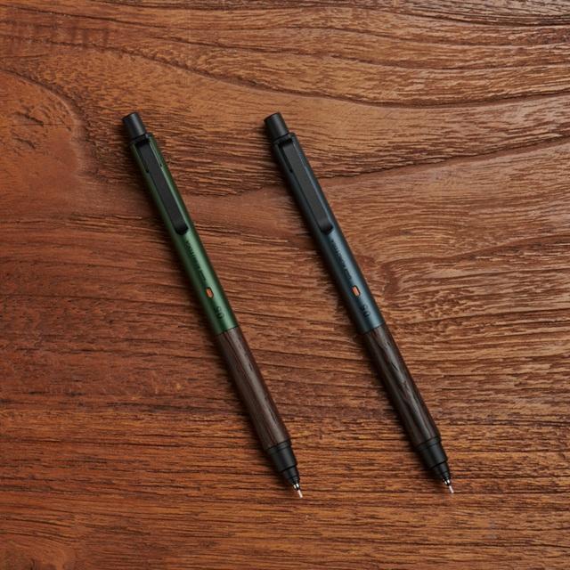 クルトガ 三菱鉛筆 クルトガ ウッド シャープペンシル 0.5mm