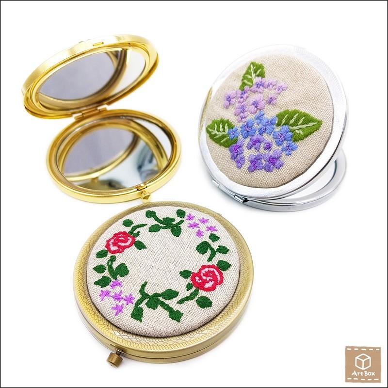 お花の刺繍 コンパクトミラー 刺しゅう 丸型 ハンドメイド 手作り E 2 3 07 Art Box 通販 Yahoo ショッピング