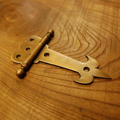 ブラス蝶番107 ヒンジ 真鍮 インドネシア直輸入 インテリアパーツ 古色