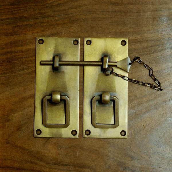 ブラス錠前163 真鍮金具 インドネシア直輸入 インテリアパーツ 古色仕上げ DIY 扉金具 キャビネット金具 |  | 01