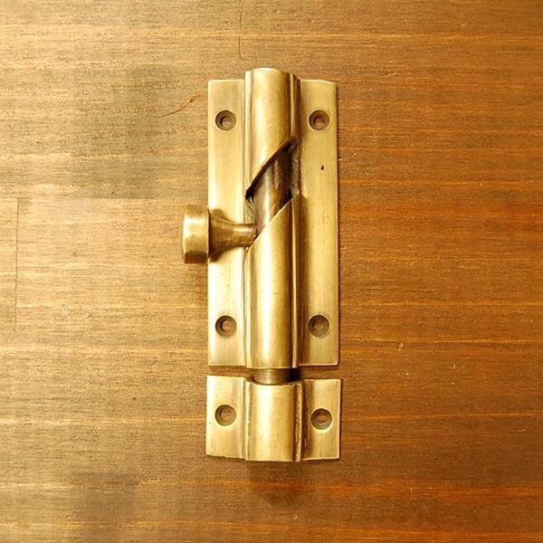 ブラス錠前449 真鍮金具 フランス落とし インドネシア直輸入 インテリアパーツ 古色仕上げ 扉金具 窓金具 DIY リフォーム 真鍮部品 | 