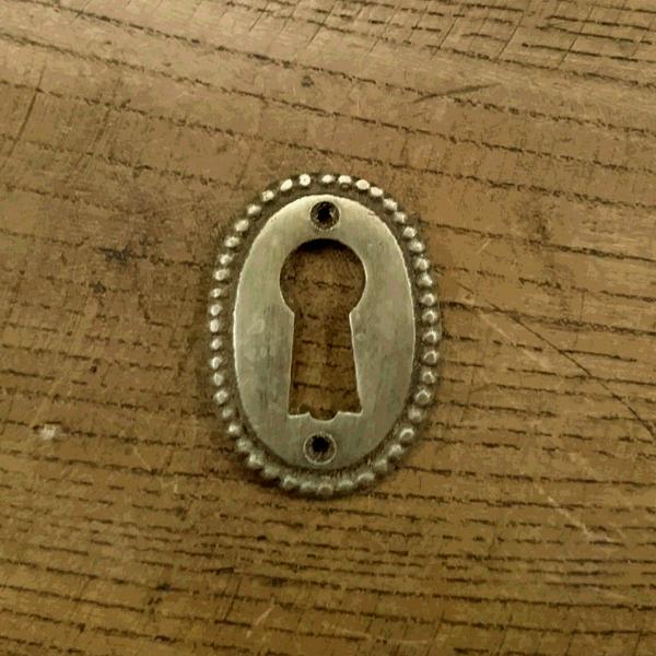 ブラス鍵穴462b 真鍮金具 カギ穴 アクセサリーパーツ インドネシア直