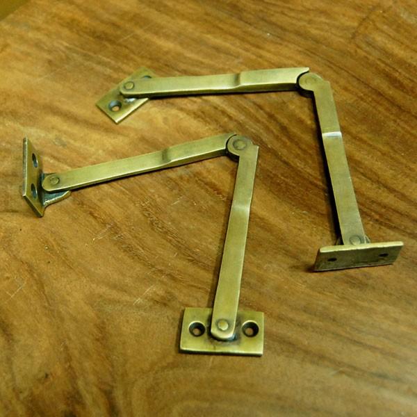 ブラスヒンジ479 蝶番 真鍮 家具部品 DIY 修理 加工 インドネシア直輸入 インテリアパーツ アンティーク仕上げ 古色仕上げ |  | 01