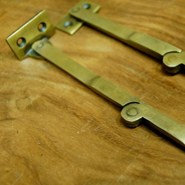 ブラスヒンジ479 蝶番 真鍮 家具部品 DIY 修理 加工 インドネシア直輸入 インテリアパーツ アンティーク仕上げ 古色仕上げ |  | 06