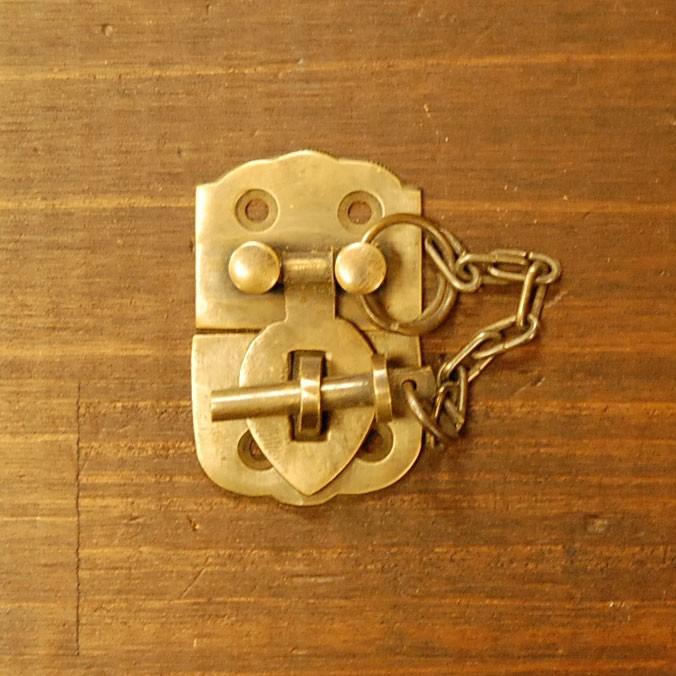ブラス錠前545 真鍮金具 家具部品 鍵部品　アンティーク仕上げ DIY 日曜大工 引き出し部品 インドネシア直輸入 インテリアパーツ 古色仕上げ | 