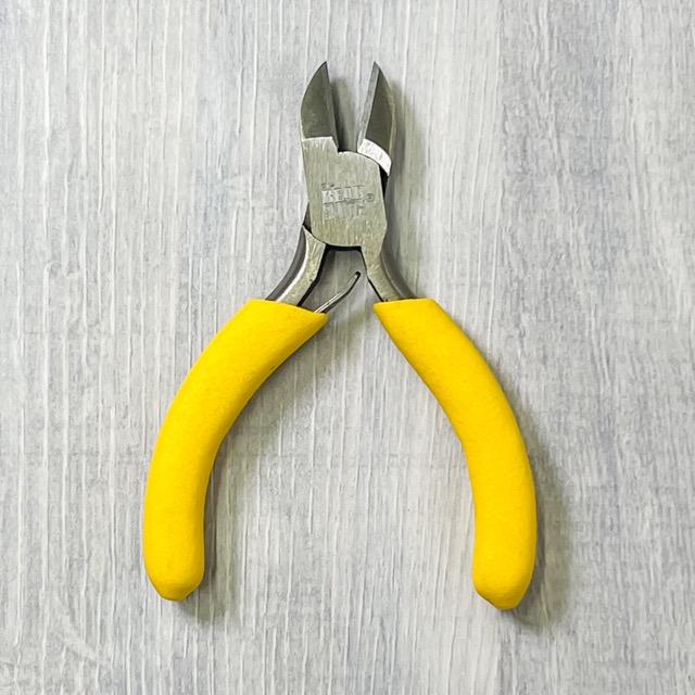 ミニ ヤットコ 3本 セット 小さめ 平ペンチ 丸ペンチ ギザ無し 先細ヤットコ やっとこ コンパクト はじめて 初心者 携帯用 出先 お試し PL3MINI |  | 03