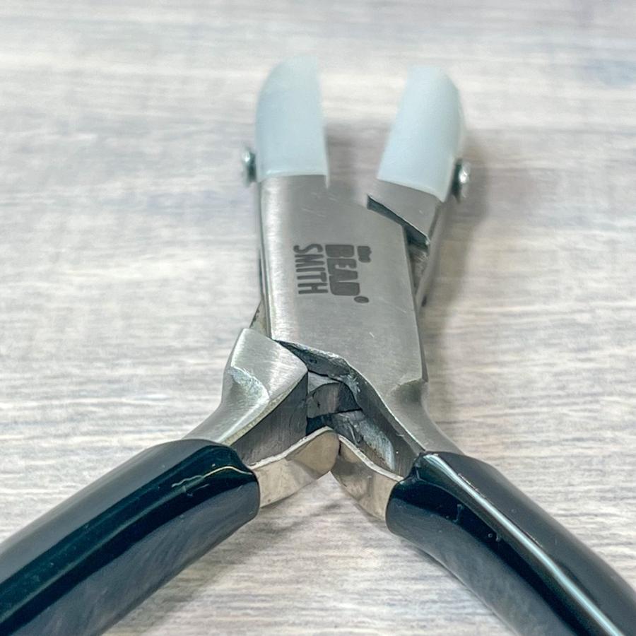 【ナイロンジョープライヤー チェーンノーズ】 アクセサリー ワイヤークラフト 丸ペンチ 先丸 手芸 制作 アーティスティックワイヤー キズ防止 PL566 |  | 06