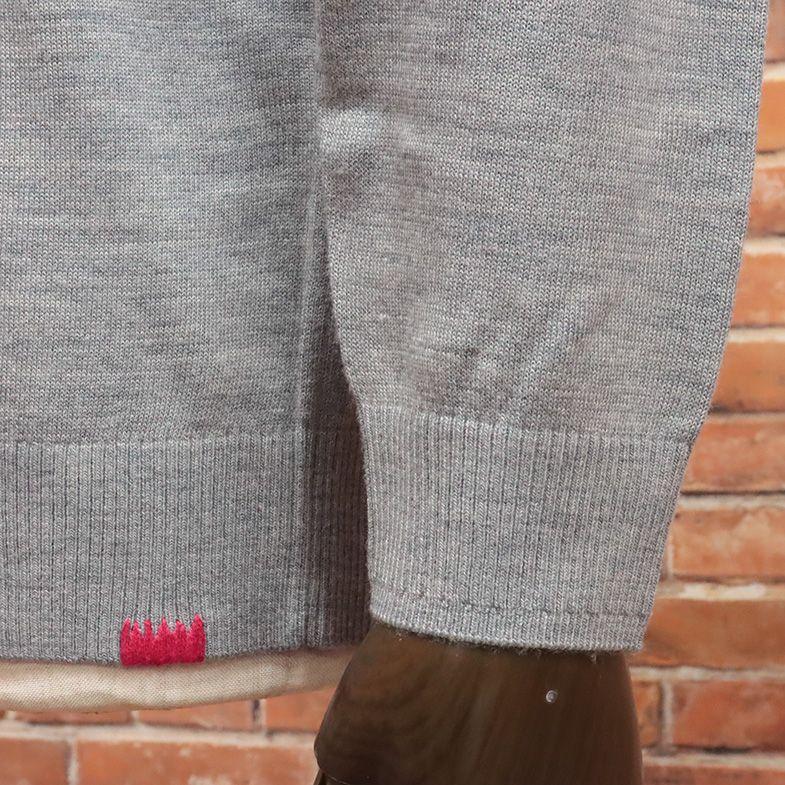 BOB 【アウトレット60%OFF】BOB 丸首ニット 保温◎ ホットレイ 刺繍 