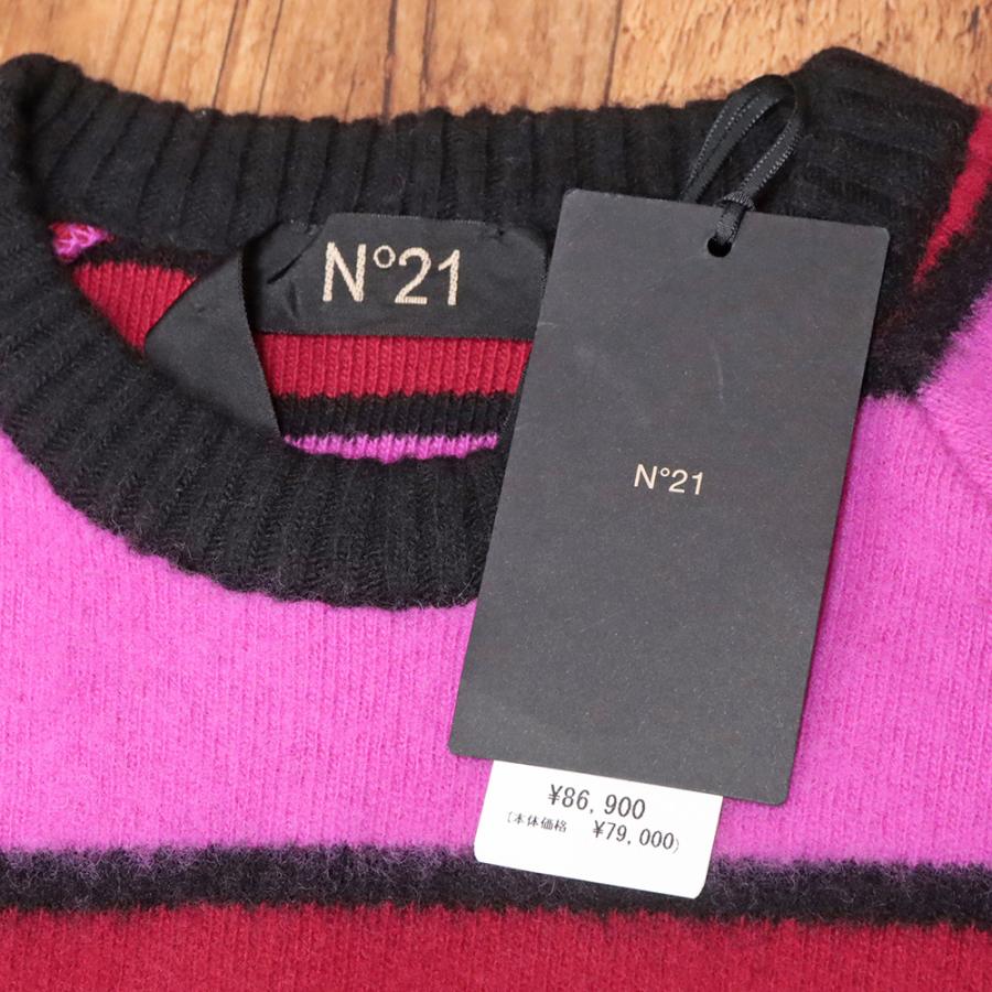 N°21（ヌメロヴェントゥーノ） 秋冬 丸首ニット 22I N1M0 A018 7077