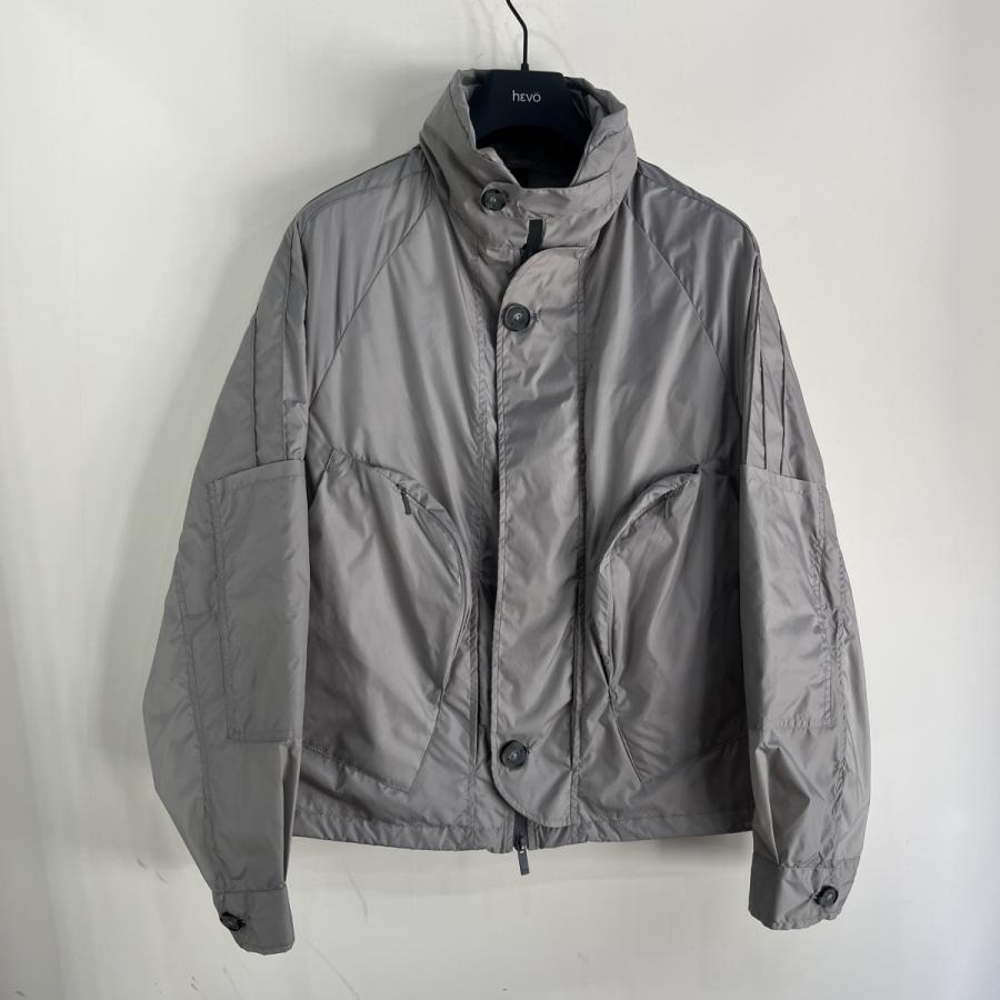 Hevo｜イーヴォ】【セール30%off】イーボ 撥水ナイロン スタンドカラー 