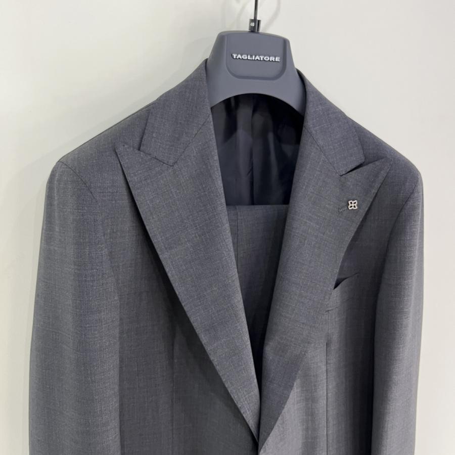 【TAGLIATORE】【セール30%off】タリアトーレ ピークドラペル2Bシングルスーツ トロピカルストレッチウール チャコールグレー/2SVS26B11-6000090*SU#MCの画像