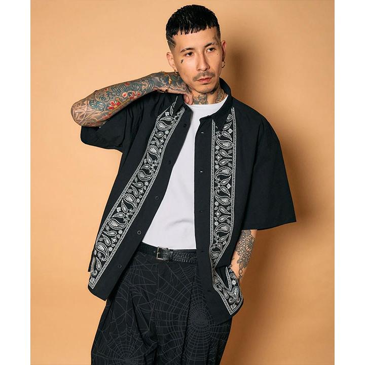 Subciety（サブサエティ） シャツ SUBCIETY Embroidery bandanna shirt