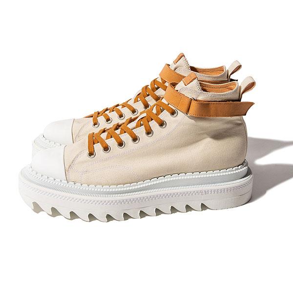 新品　glamb グラム　ベルテッドシャークソールシューズ　サイズ4 glamb（グラム） SALE セール スニーカー glamb Shark Sole Canvas