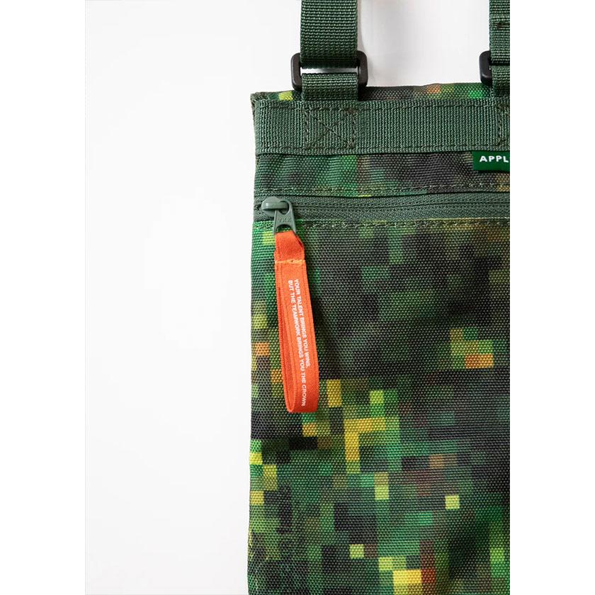 APPLEBUM（アップルバム） ネックポーチ “Pixel Camo” Neck Pouch