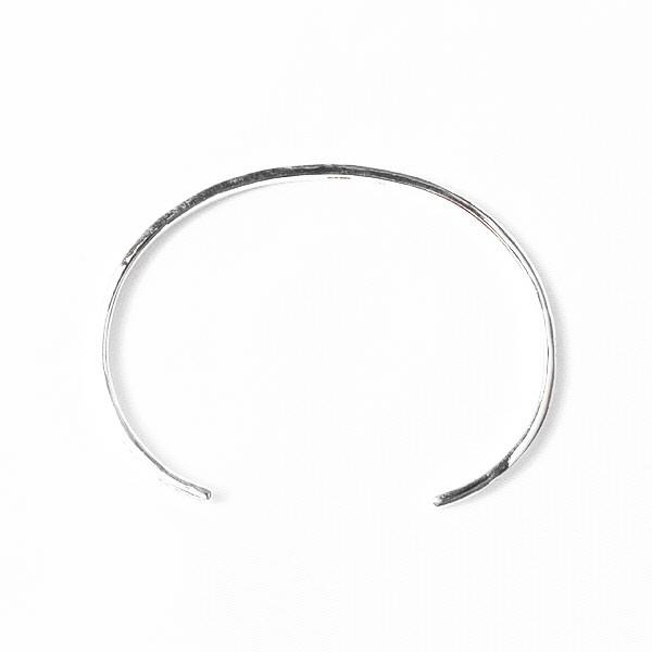 ビビファイ バングル VIVIFY One Line Arrow Bangle｜artif｜02