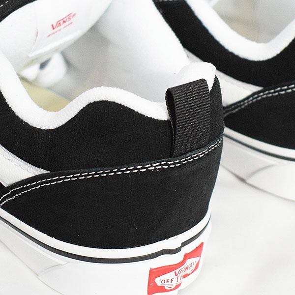 VANS（ヴァンズ） スニーカー VANS Knu Skool Black/True White メンズ