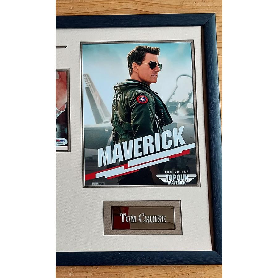 高評価続出！ トップガン マーヴェリック グッズ チラシ入り トムクルーズ グッズ 映画 直筆サイン入り写真 7月4日に生まれて オートグラフ /額縁付き /鑑定済み 【UO1445022791】(50490円)