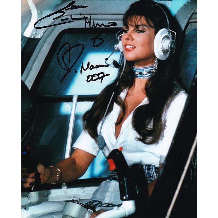 007 グッズ 私を愛したスパイ 映画 キャロライン・マンロー 直筆サイン入り写真 アート インテリア オートグラフ /フレーム別 /アメリカでの公式サイン会での品 キャロライン オートグラフ COA JSB2199401974(19800円)