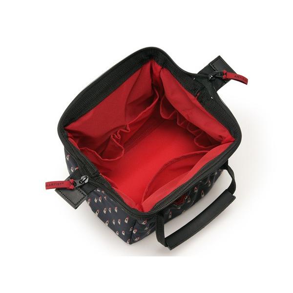 ARTISAN&ARTIST（アルティザン・アンド・アーティスト） 化粧ポーチ