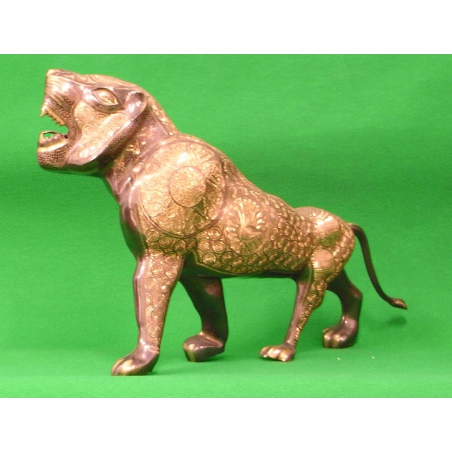 ブラス彫金 置物  7.8kg 真鍮 オブジェ 虎 タイガーの画像