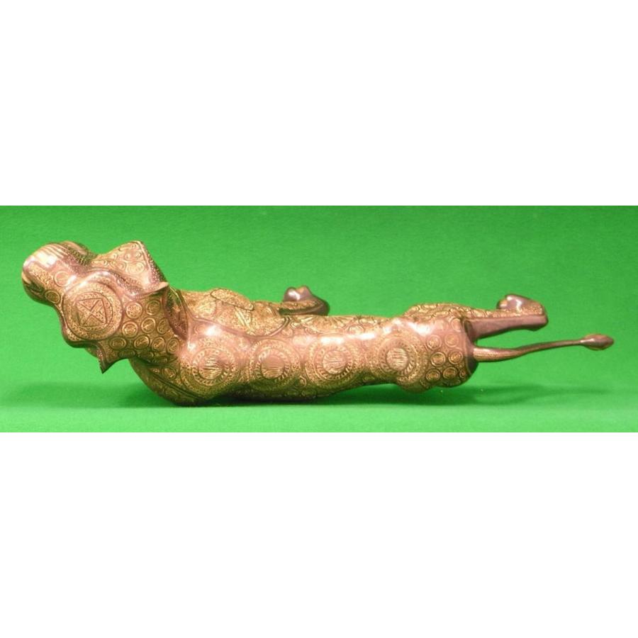 ブラス彫金 置物  7.8kg 真鍮 オブジェ 虎 タイガーの画像
