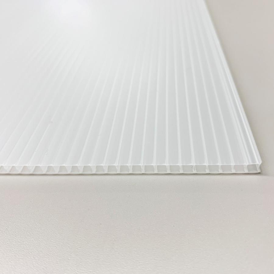 プラ段ボール 透明 50cm角 1枚プラスチックダンボール 画材 ものづくりのアートロコ 通販 Yahoo ショッピング