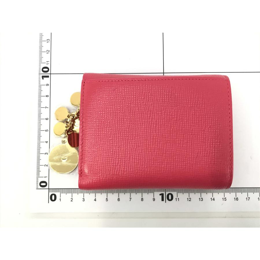 MCM チャーム付き ウォレット 折りたたみ財布 ミニ財布 3つ折り MCM チャーム付き ウォレット 折りたたみ財布 ミニ財布 3つ折り