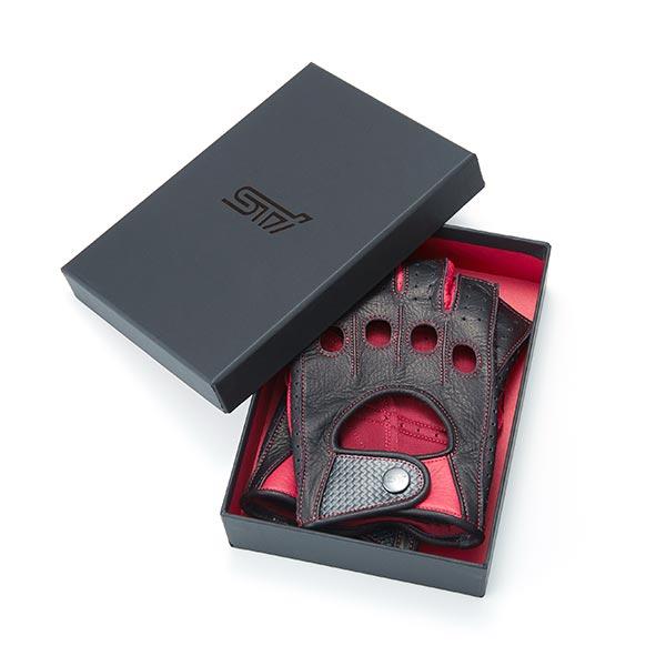 SUBARU（スバル） STI ドライビンググローブ・STIカー