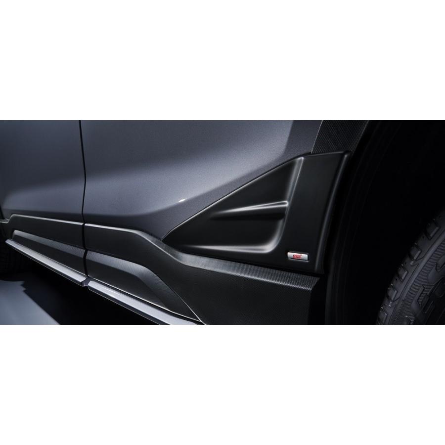SUBARU 【フォレスター・SK】STIエアロガーニッシュ（リヤドア 