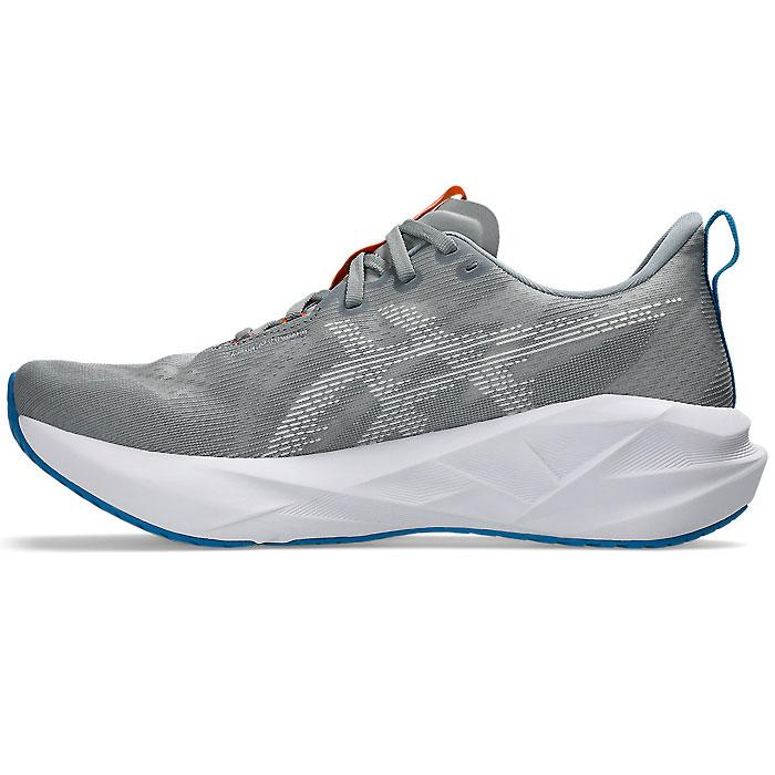 asics（アシックス）　1011B975  020　ランニングシューズ　NOVABLAST ノヴァブラスト 5 ワイド　26SSの画像