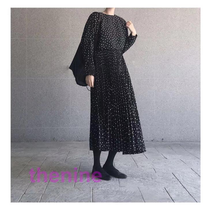 ロングワンピース 春 秋 レディース ワンピース Aライン 着痩せ ミモレ丈 きれいめ ドット柄 プリーツ 上品 大人 通勤 OL 二次会 エレガント 春コーデ 30代 40代の画像