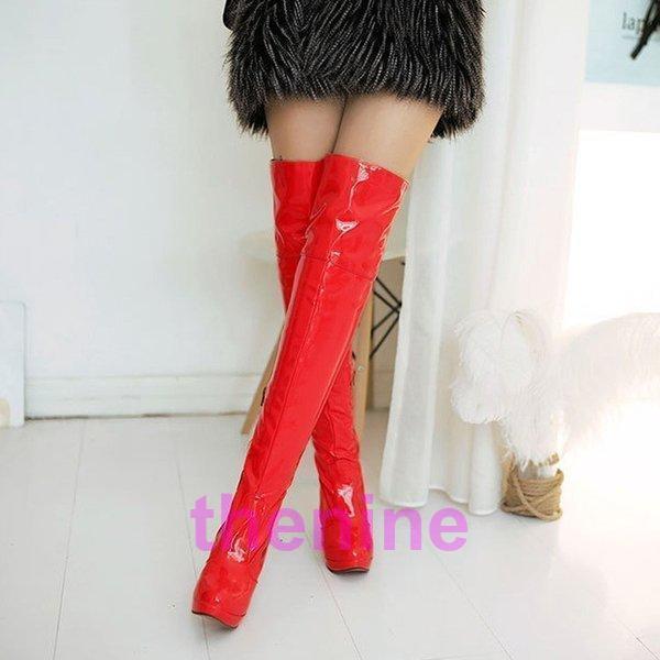 シンプルなデザインの細身エナメルニーハイブーツ白黒赤のカラー