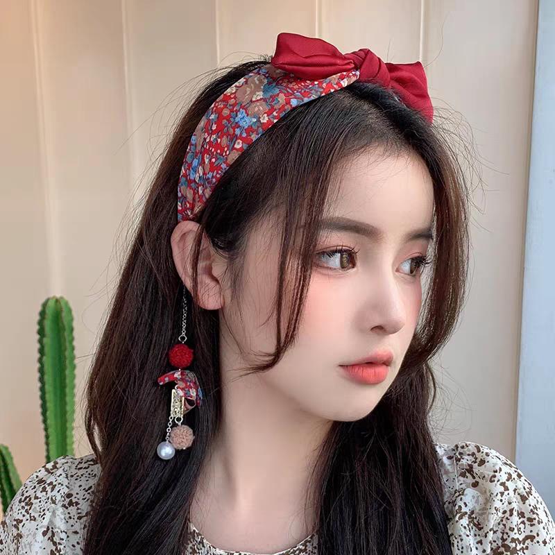 カチューシャ レディース ヘアアクセサリー 髪飾り おしゃれ ヘッドアクセサリー 花柄 リボン チャーム パール カジュアル ブラック レッド ミセス/[faa35]の画像
